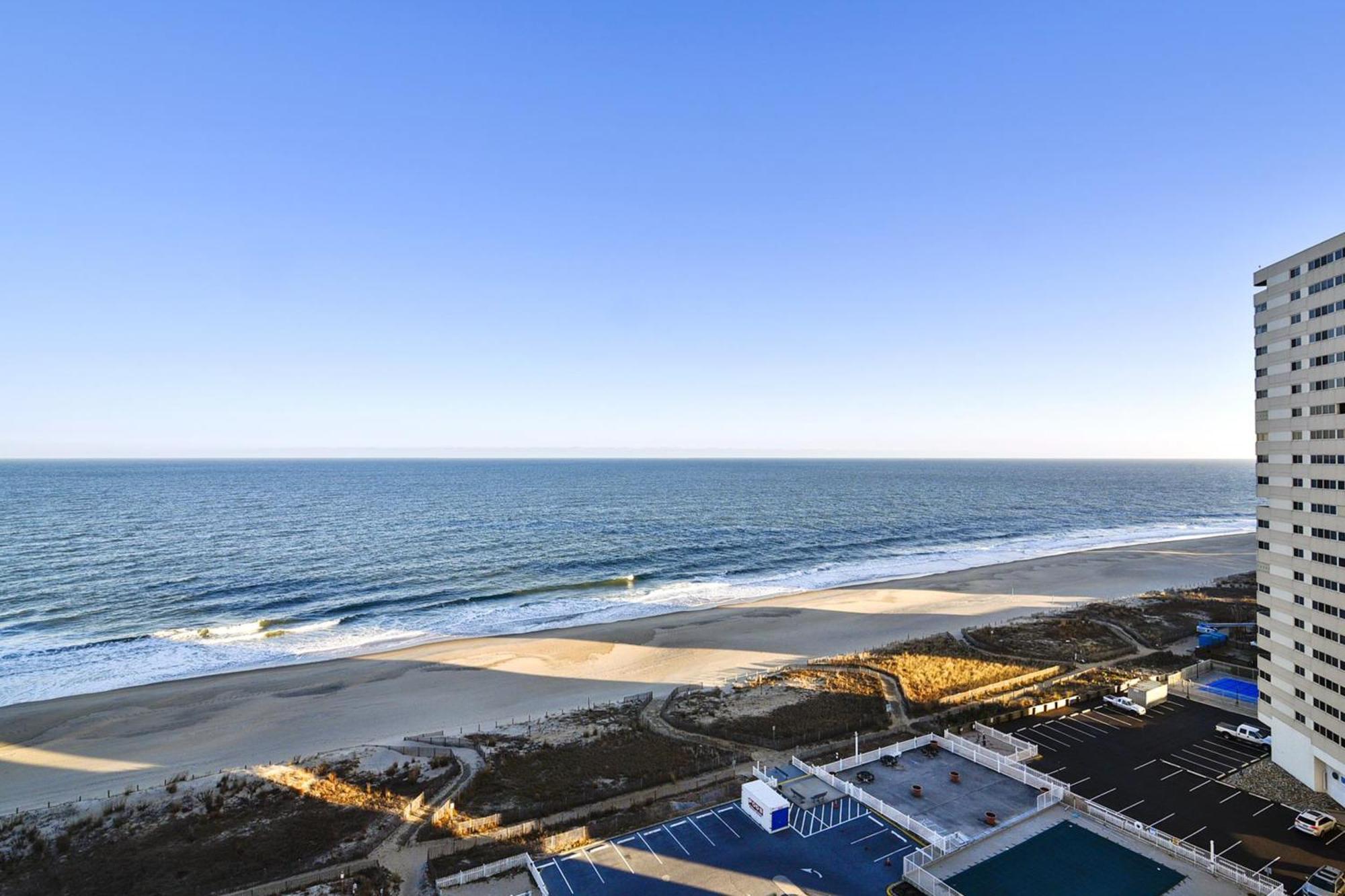 Golden Sands VIII Ocean City Room photo